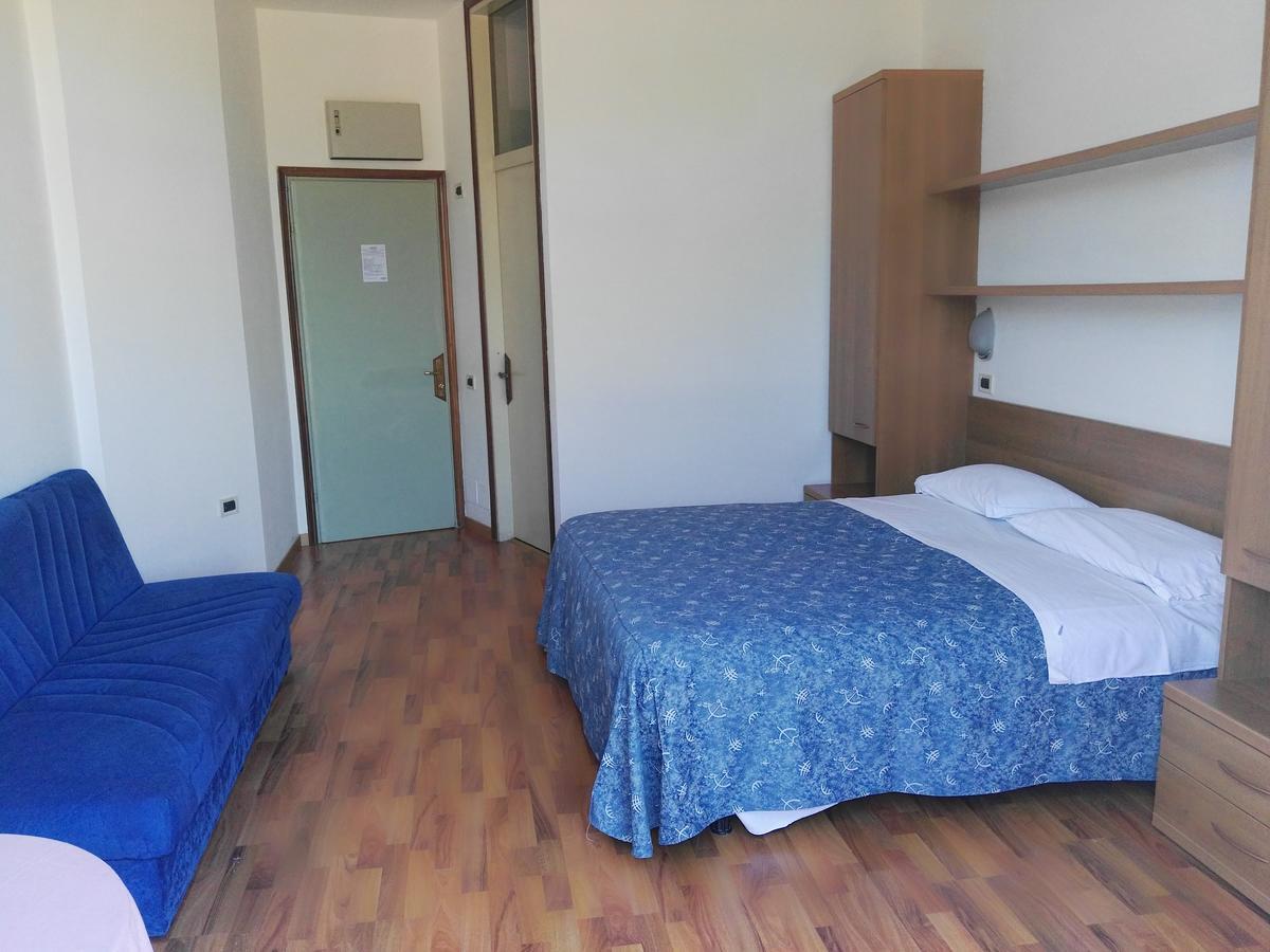 Hotel La Romantica 马内尔巴 外观 照片